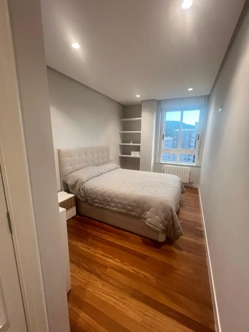Habitación de Piso en venta en Ourense Capital  con Calefacción, Parquet y Horno