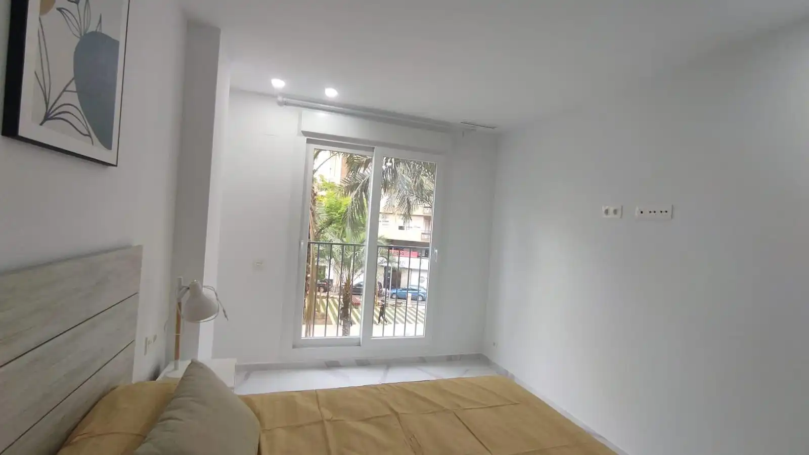 Dormitori de Apartament de lloguer en Alicante / Alacant amb Aire condicionat, Moblat i Piscina comunitària