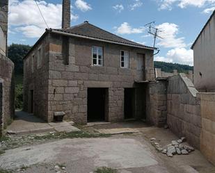 Vista exterior de Finca rústica en venda en Cotobade amb Terrassa i Traster