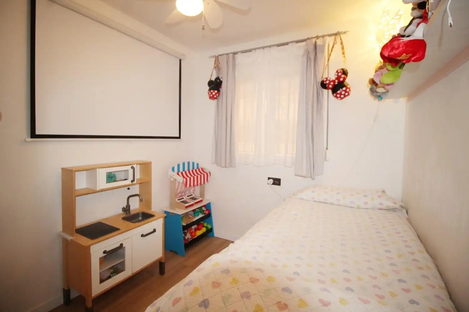 Habitación de Apartamento en venta en Oropesa del Mar / Orpesa con Aire acondicionado, Jardín privado y Terraza