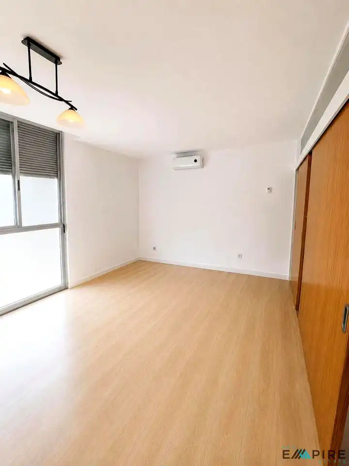 Schlafzimmer von Erdgeschoss zum Verkauf in Parla mit Klimaanlage, Heizung und Schwimmbad