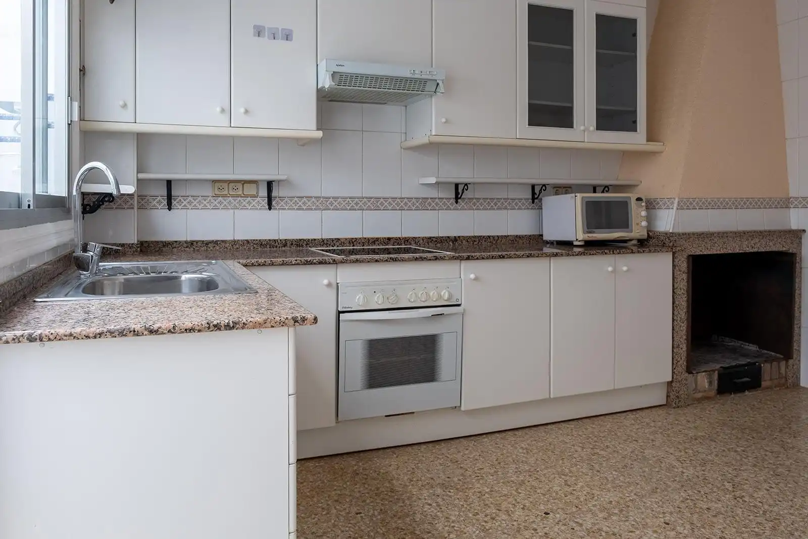 Cuina de Casa o xalet en venda en Torreblanca amb Aire condicionat, Jardí privat i Terrassa