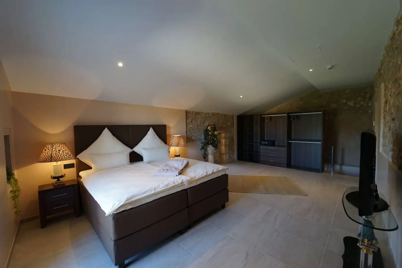 Habitación de Finca rústica en venta en Llucmajor con Aire acondicionado, Calefacción y Parquet