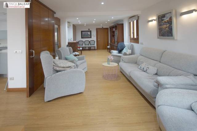 Ático en Alquiler en Jaume III