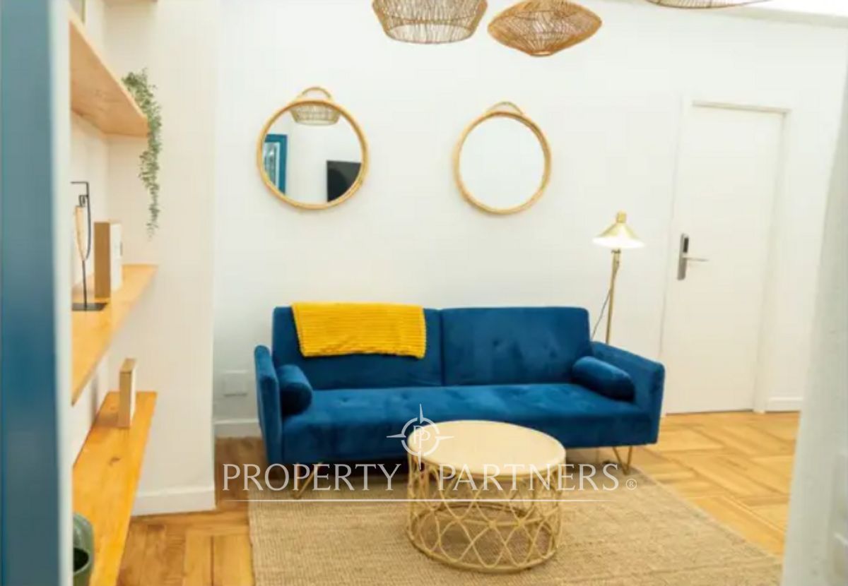 Living room of Apartment for sale in  Madrid Capital  with Air Conditioner, Heating and Terrace