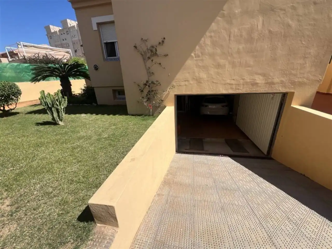 Parking de Casa o chalet en venta en Cartagena con Aire acondicionado, Jardín privado y Terraza