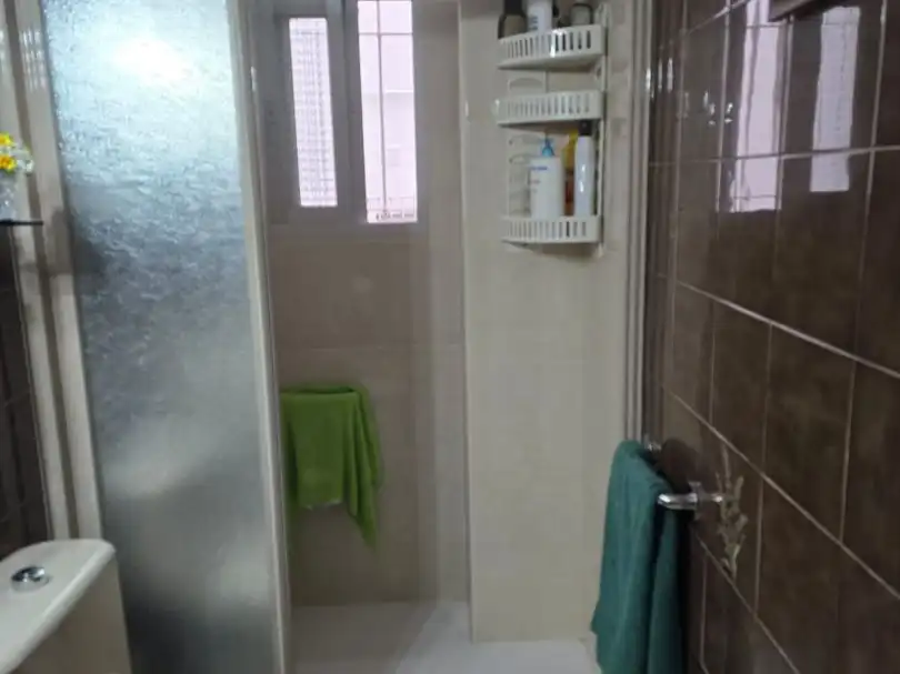 Baño de Piso en venta en  Madrid Capital