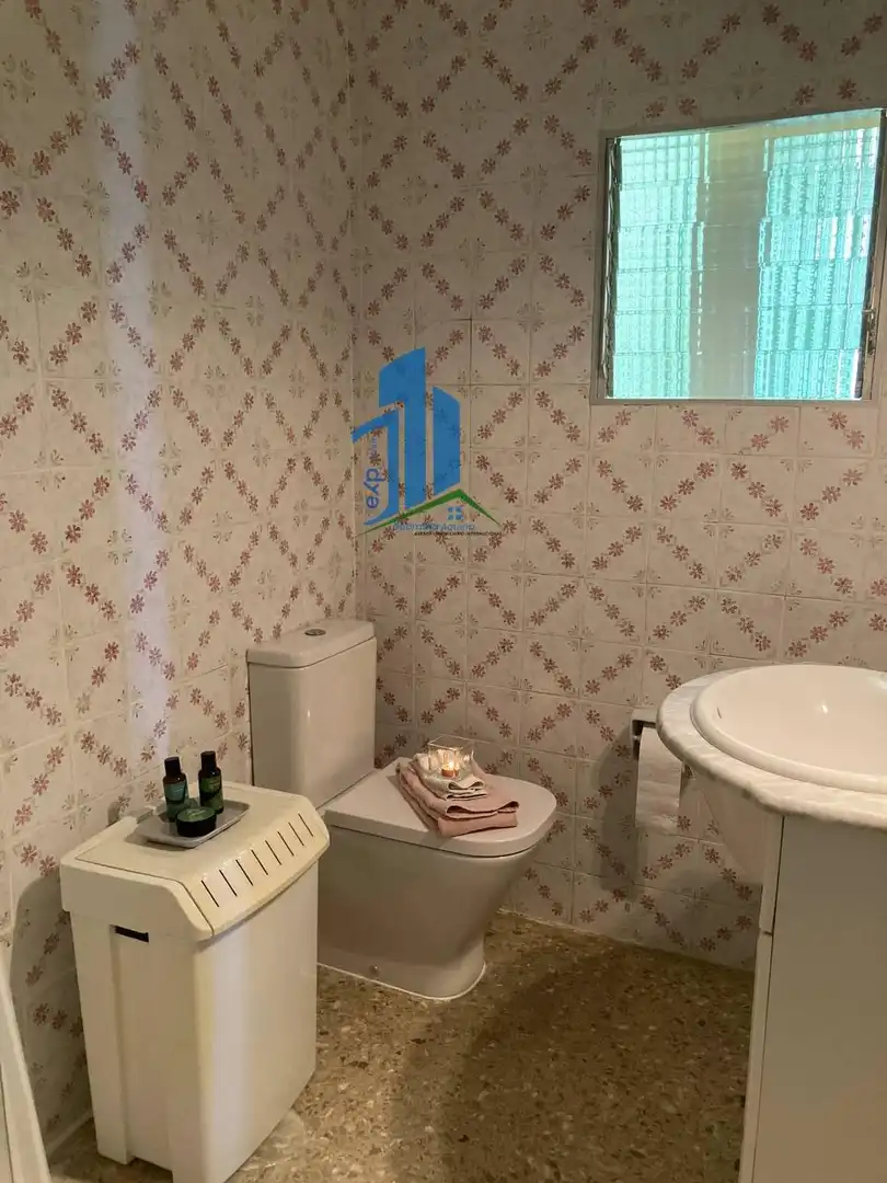 Baño de Piso en venta en Sueca con Terraza, Trastero y Piscina comunitaria