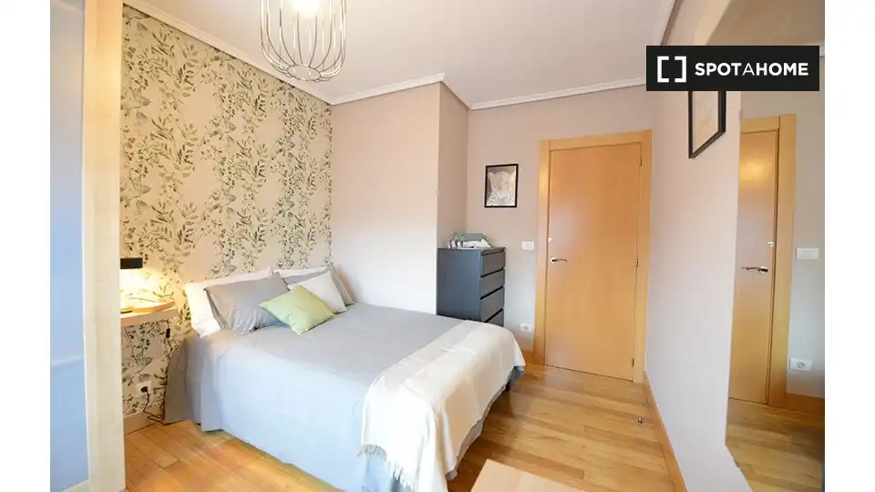 Zimmer in Txurdinaga