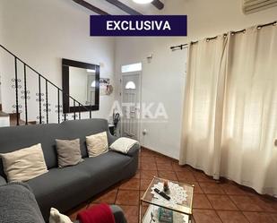 Sala d'estar de Casa o xalet en venda en Ontinyent amb Aire condicionat, Calefacció i Balcó