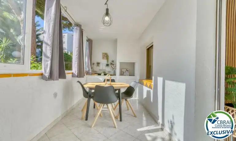 Mini appartamento con piscina in vendita a Calle Josep Carner 8 0 14B 8, imagen 4