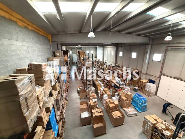 Nave industrial en Alquiler en La Balconada - Cal Gravat