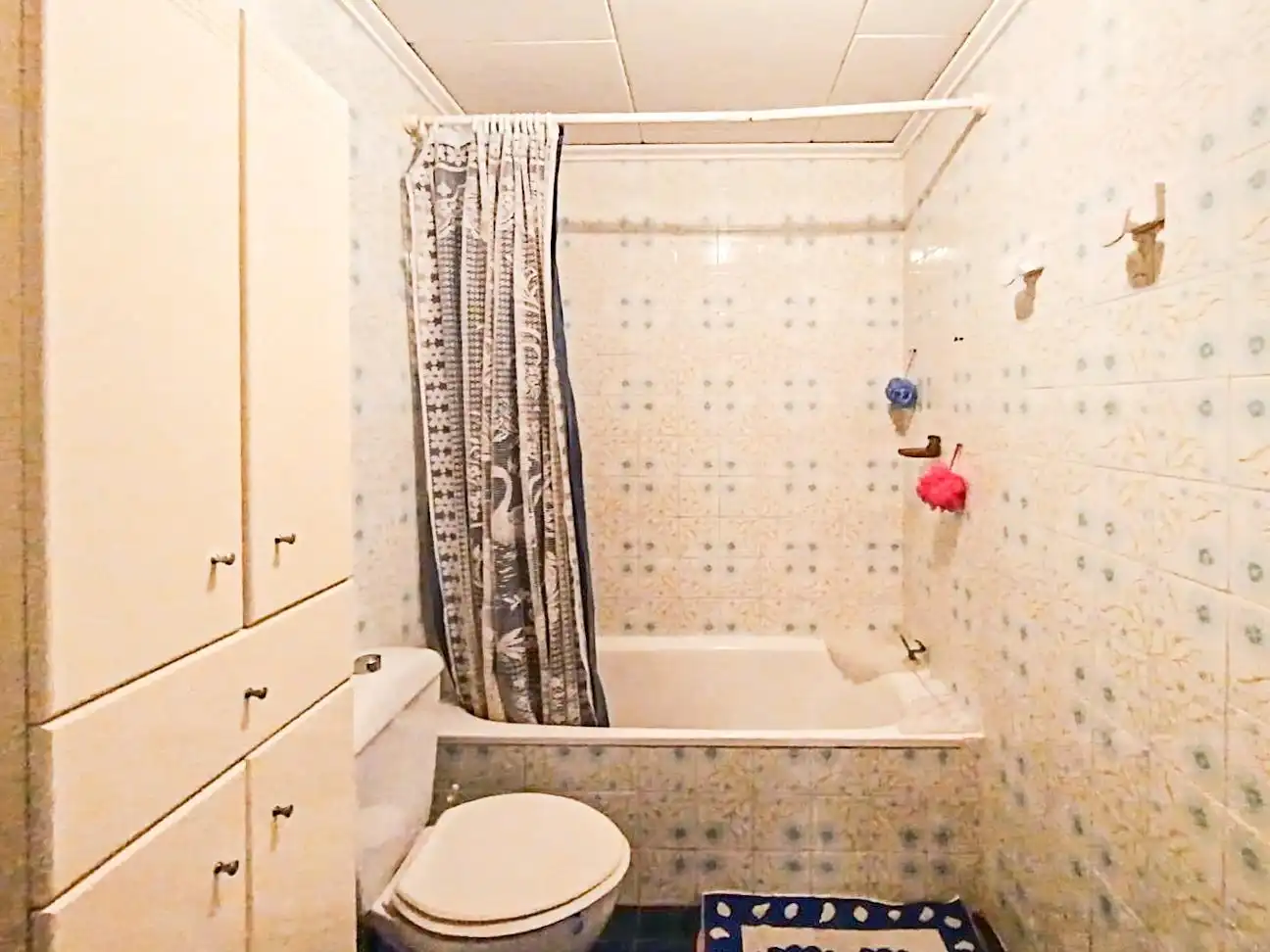 Bany de Apartament en venda en Miramar amb Terrassa, Moblat i Piscina comunitària