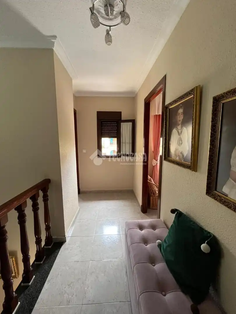 Detached homes for sale in Alcalá de Guadaira  with Air Conditioner, Heating and Balcony