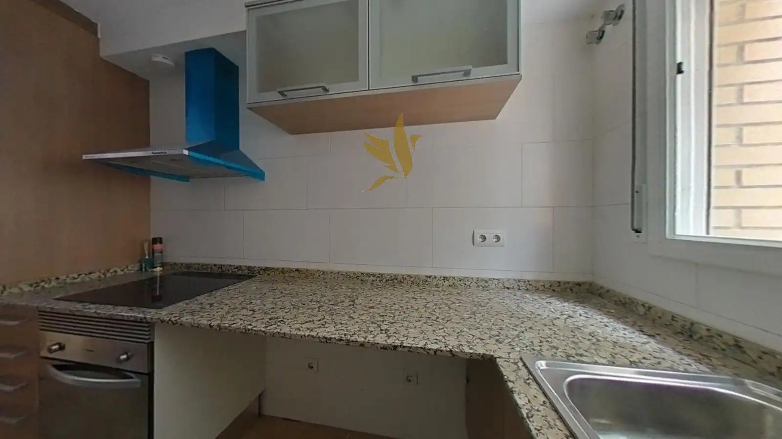 Küche von Wohnung zum Verkauf in Badalona mit Terrasse