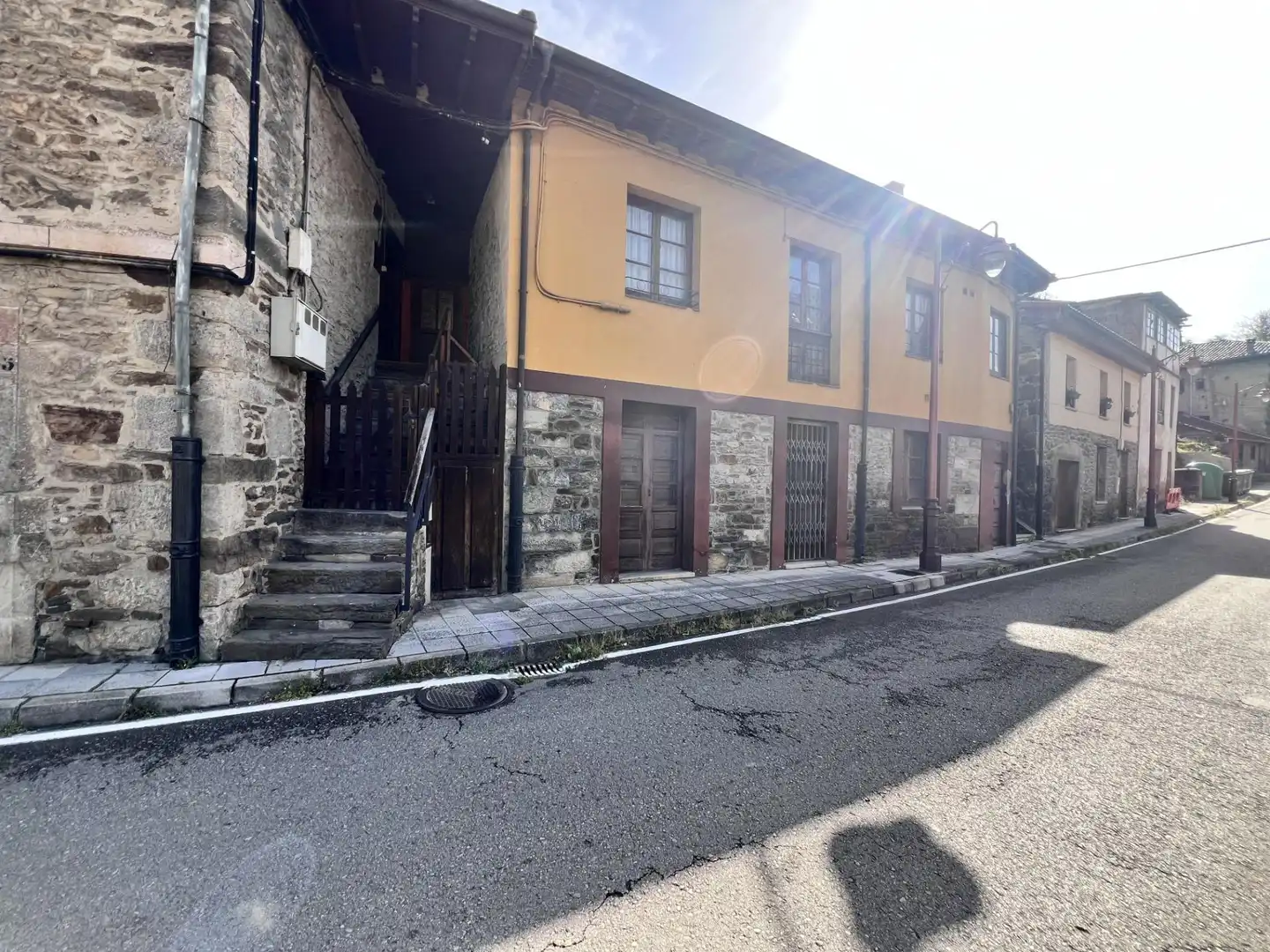 Haus zum Verkauf in Quirós, imagen 2