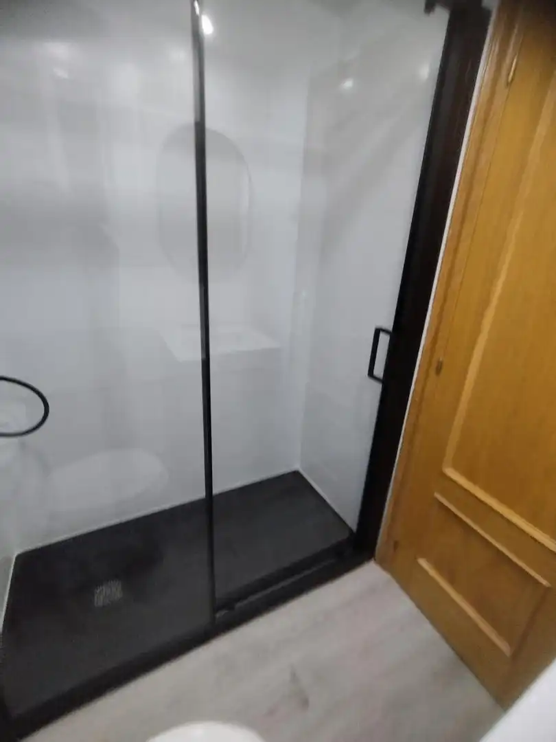 Badezimmer von Wohnung zum Verkauf in Santa Perpètua de Mogoda mit Heizung, Möbliert und Balkon