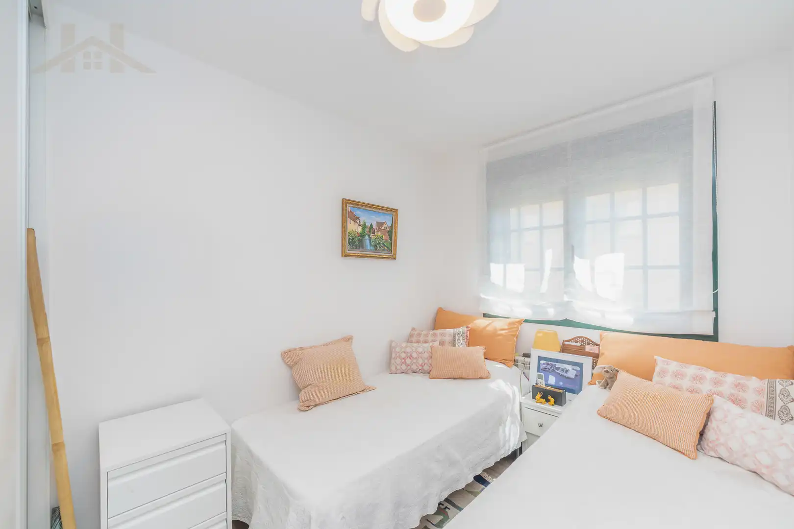 Habitación de Piso en venta en San Lorenzo de El Escorial con Aire acondicionado, Jardín privado y Amueblado