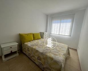 Dormitori de Apartament de lloguer en Candelaria amb Terrassa, Piscina i Moblat