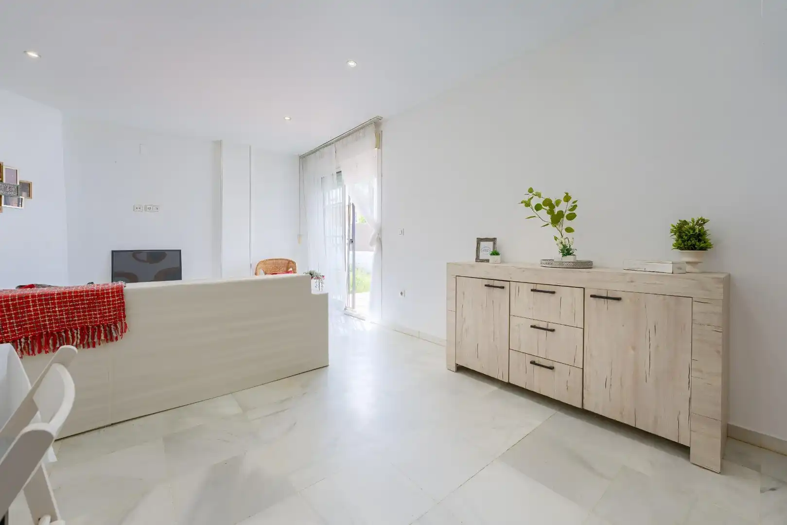Living room of Houses for sale in Coria del Río  with Private garden and Terrace