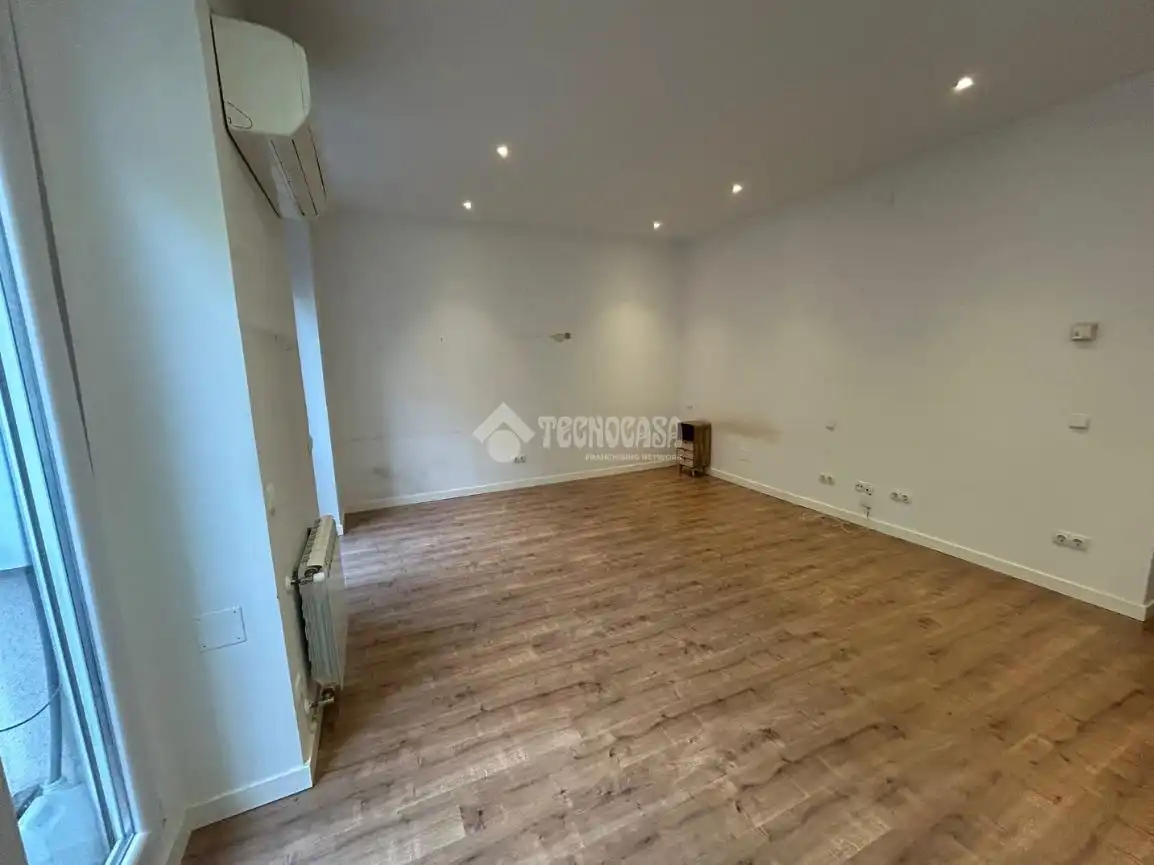 Flat for rent in Madrid  with Air Conditioner, Heating and Parquet flooring