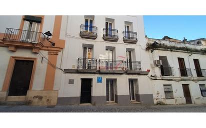 Vista exterior de Edifici en venda en Jerez de la Frontera