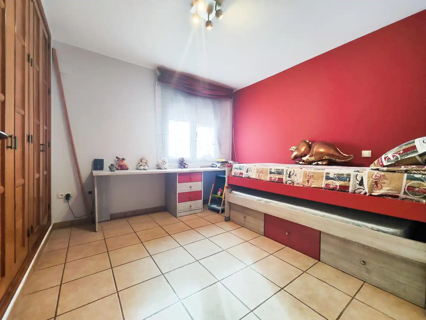 Dormitori de Casa o xalet en venda en Puertollano amb Aire condicionat, Calefacció i Jardí privat
