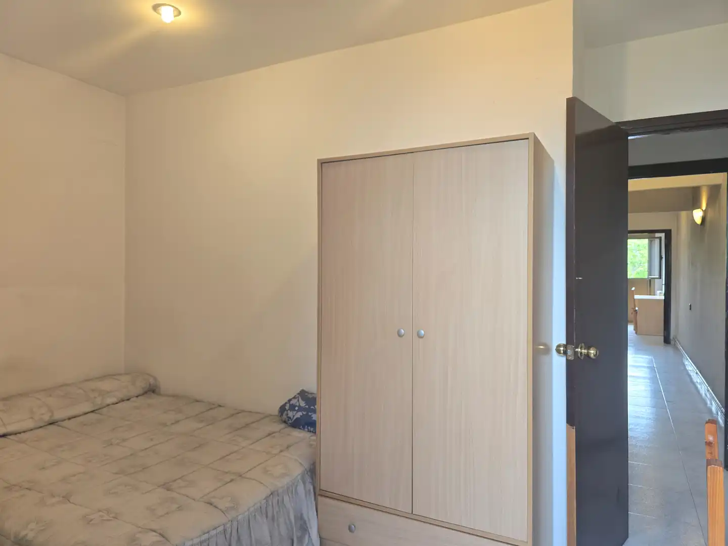 Habitación de Casa adosada en venta en Sabadell con Calefacción