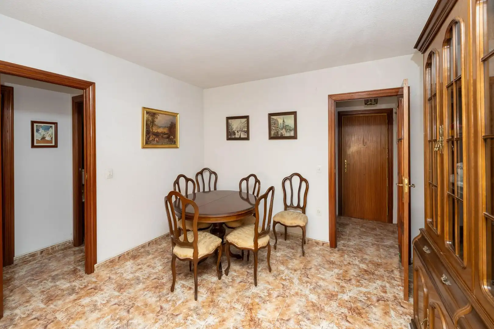 Comedor de Piso en venta en Granada con Balcón