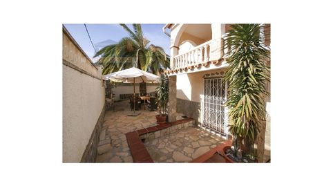 Villa con piscina privada cerca de la playa y servicios en Miami Platja, imatge 3