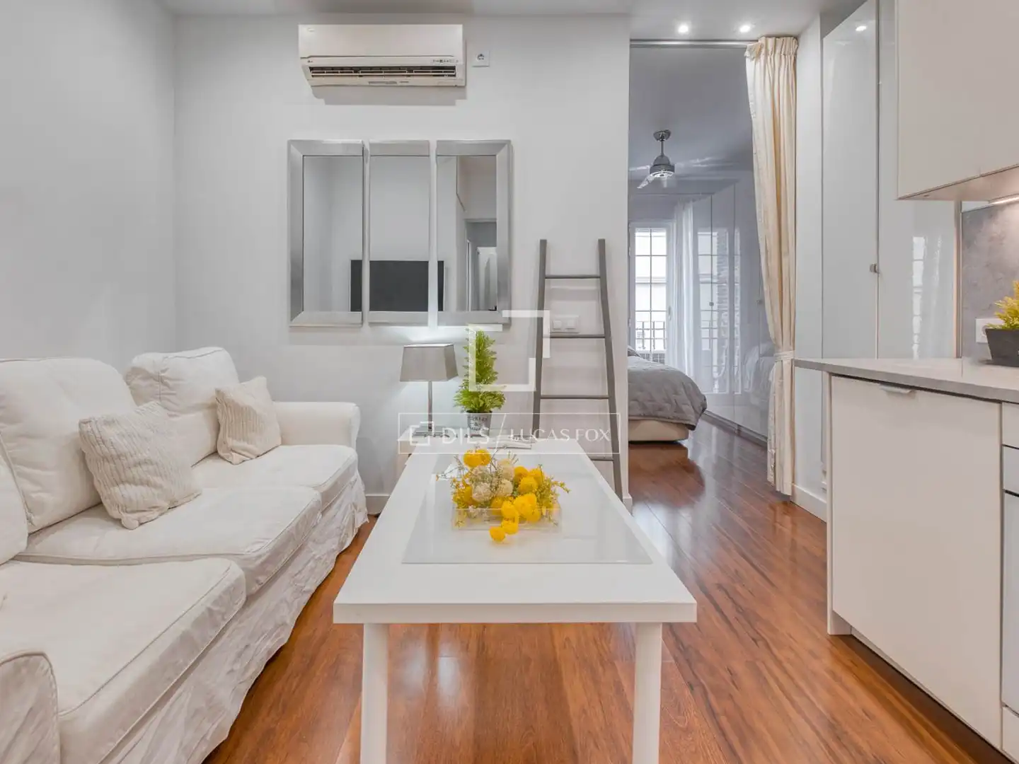 Sala de estar de Piso en venta en Madrid con Aire acondicionado, Parquet y Balcón