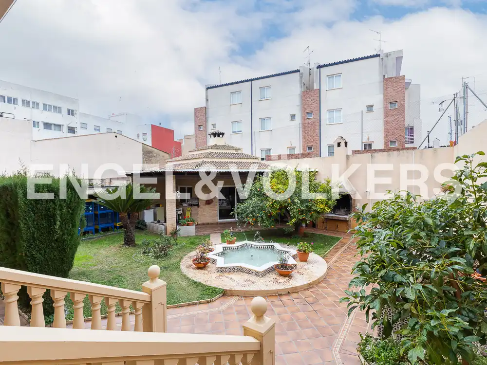 Jardí de Casa o xalet en venda en Aldaia amb Aire condicionat, Calefacció i Jardí privat