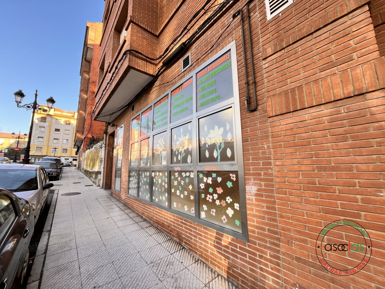 Vista exterior de Piso en venta en Oviedo  con Calefacción