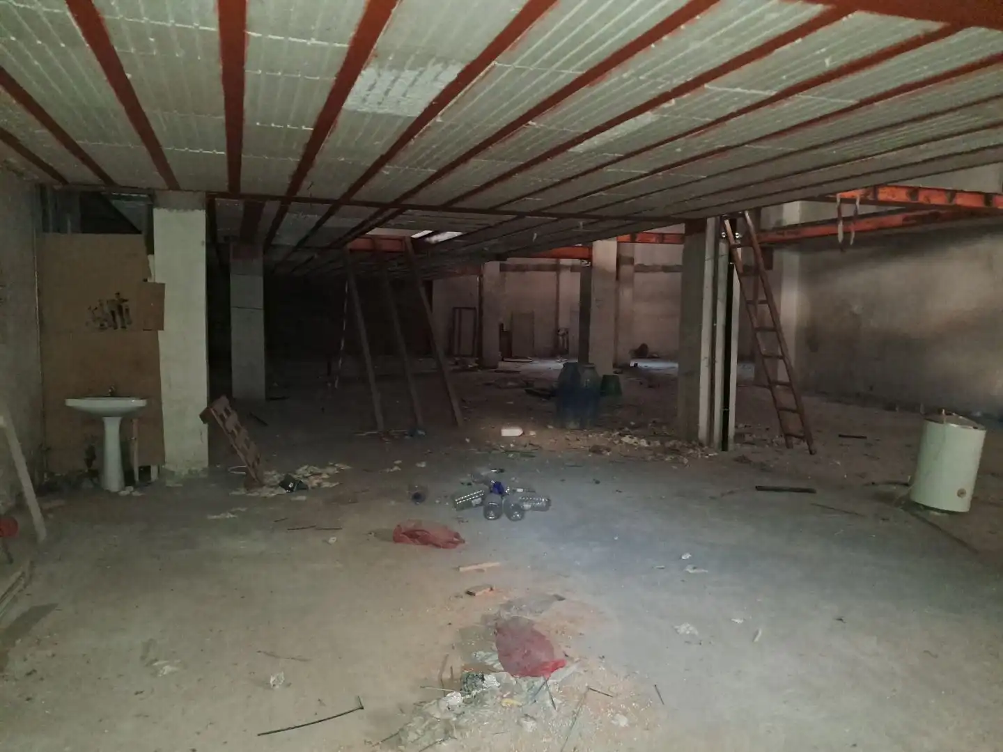 Local comercial en venda a JULI CESAR 4, imagen 4
