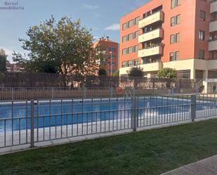 Swimming pool of Premises for sale in  Logroño  with Furnished