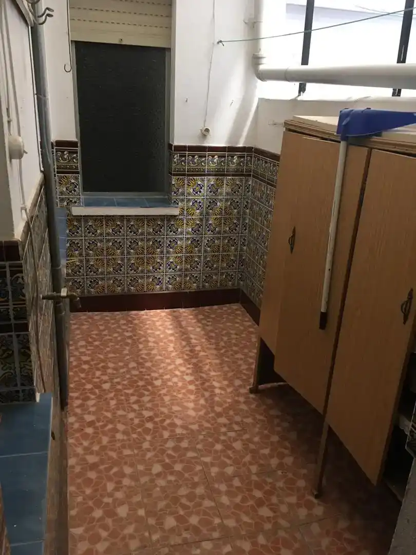 Baño de Piso en venta en Castuera con Aire acondicionado, Horno y Balcón