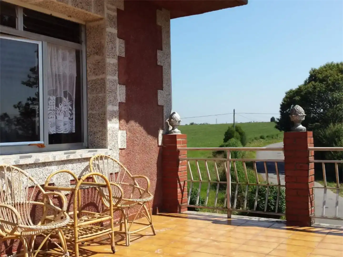 Terrassa de Casa o xalet en venda en Santa Comba