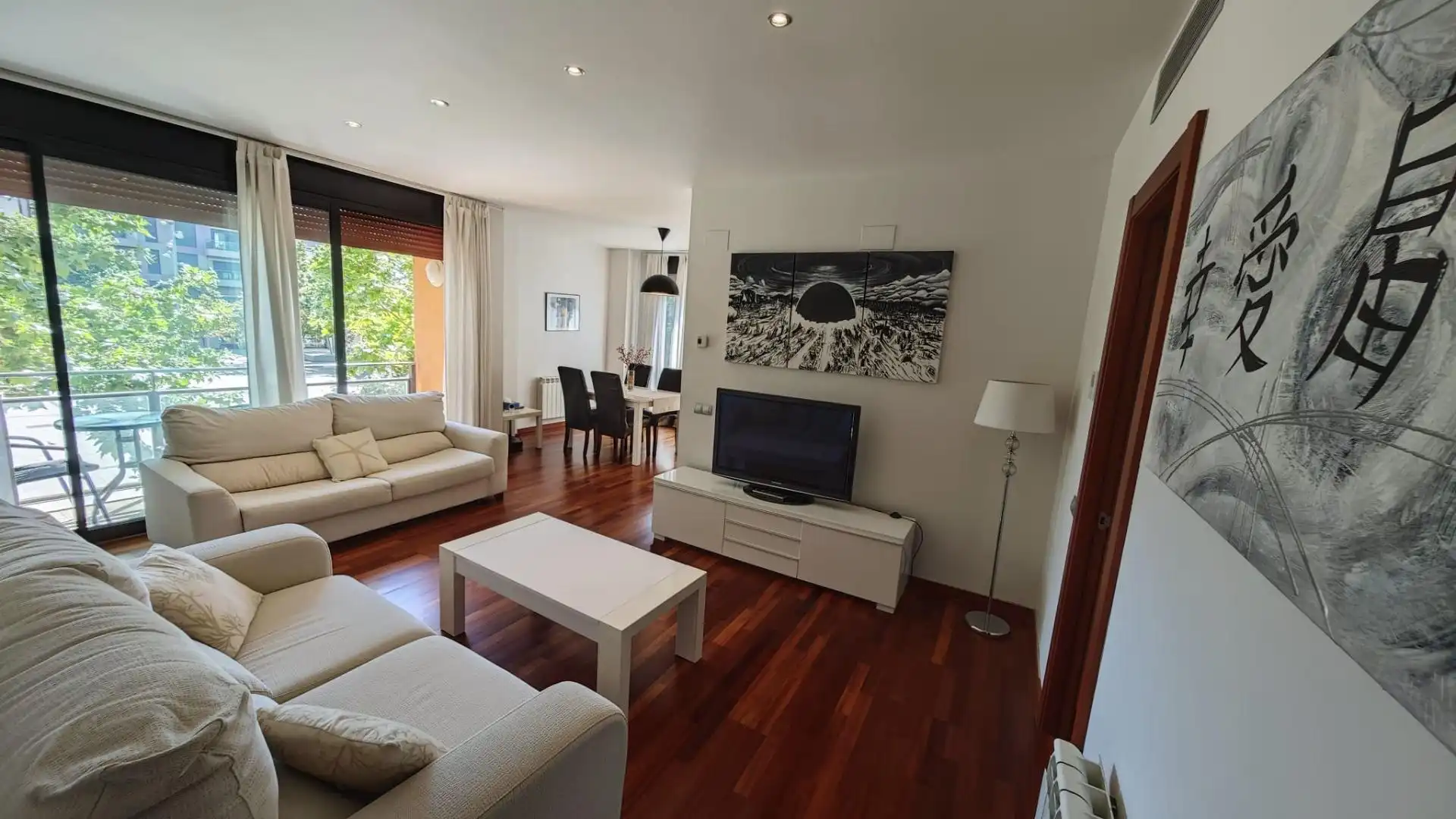 Sala de estar de Piso en venta en Vilanova i la Geltrú con Aire acondicionado, Calefacción y Parquet