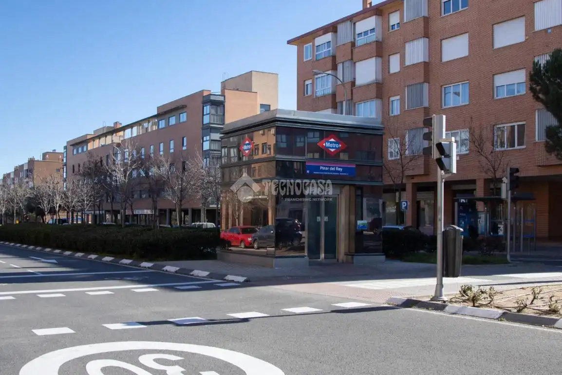 Außenansicht von Wohnung zum Verkauf in Madrid mit Klimaanlage und Heizung