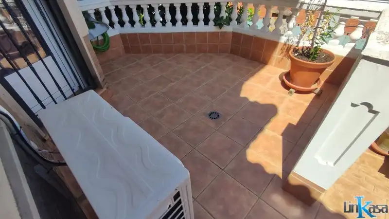 Casa amb terrassa en venda a Calle Alemania, imagen 8
