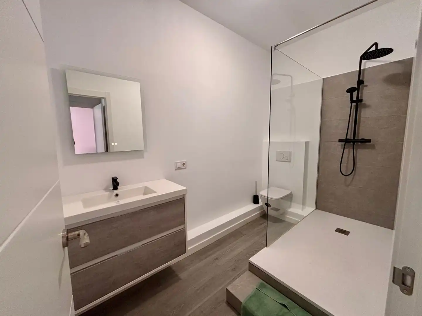 Baño de Piso en venta en Godella con Balcón