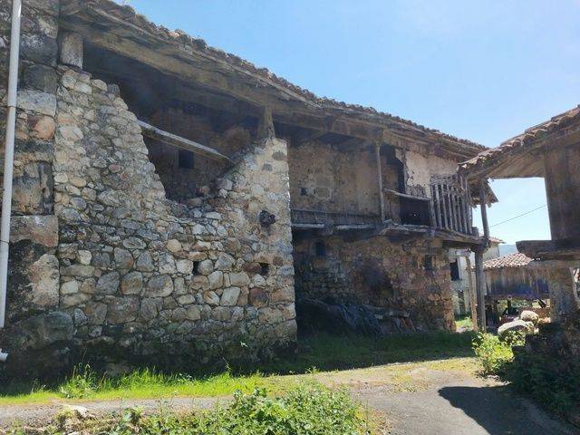 Casa-chalet en Venta en San Martín de Grazanes en Cangas de Onís