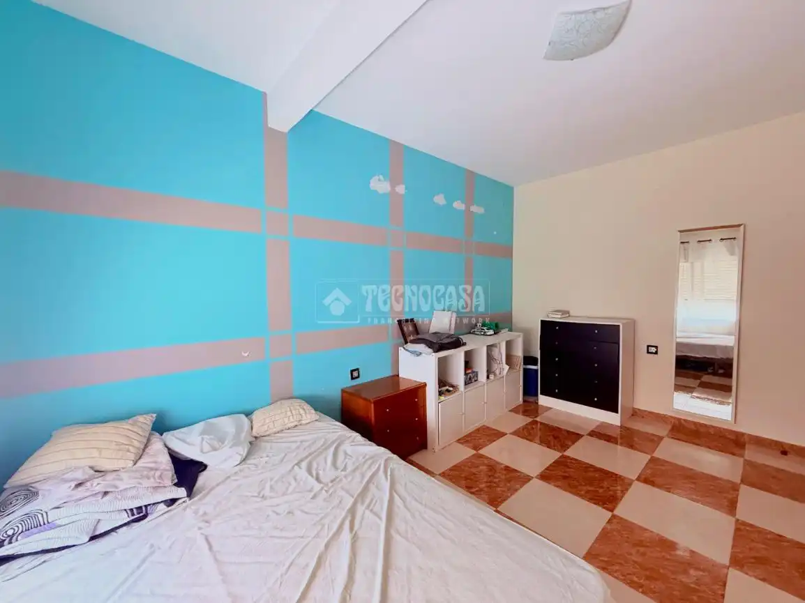 Schlafzimmer von Wohnung zum Verkauf in Mislata mit Klimaanlage, Möbliert und Balkon