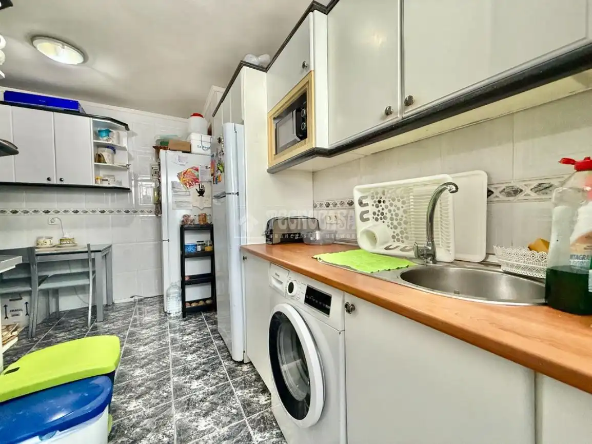 Cocina de Piso en venta en Alcalá de Henares con Calefacción y Terraza