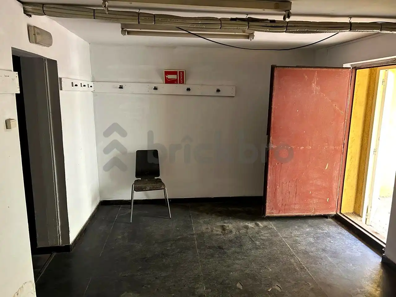 Business premises for sale in De Calàbria, imagen 17