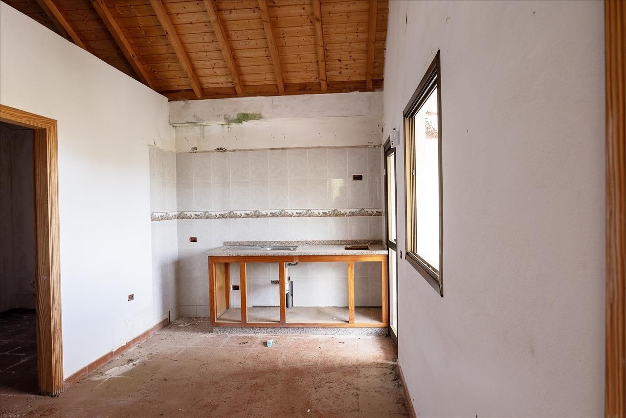Kitchen of House or chalet for sale in Vallehermoso  with Terrace and Storage room