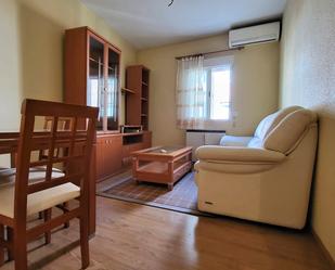 Living room of Flat for sale in Getafe  with Air Conditioner, Heating and Furnished