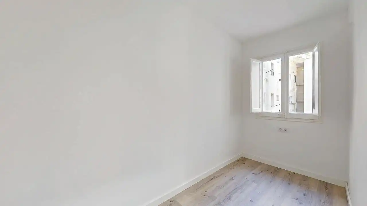 Flat with terrace for sale in Calle BAC DE RODA, imagen 32