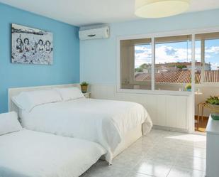 Bedroom of Study to share in Sitges  with Air Conditioner and Terrace