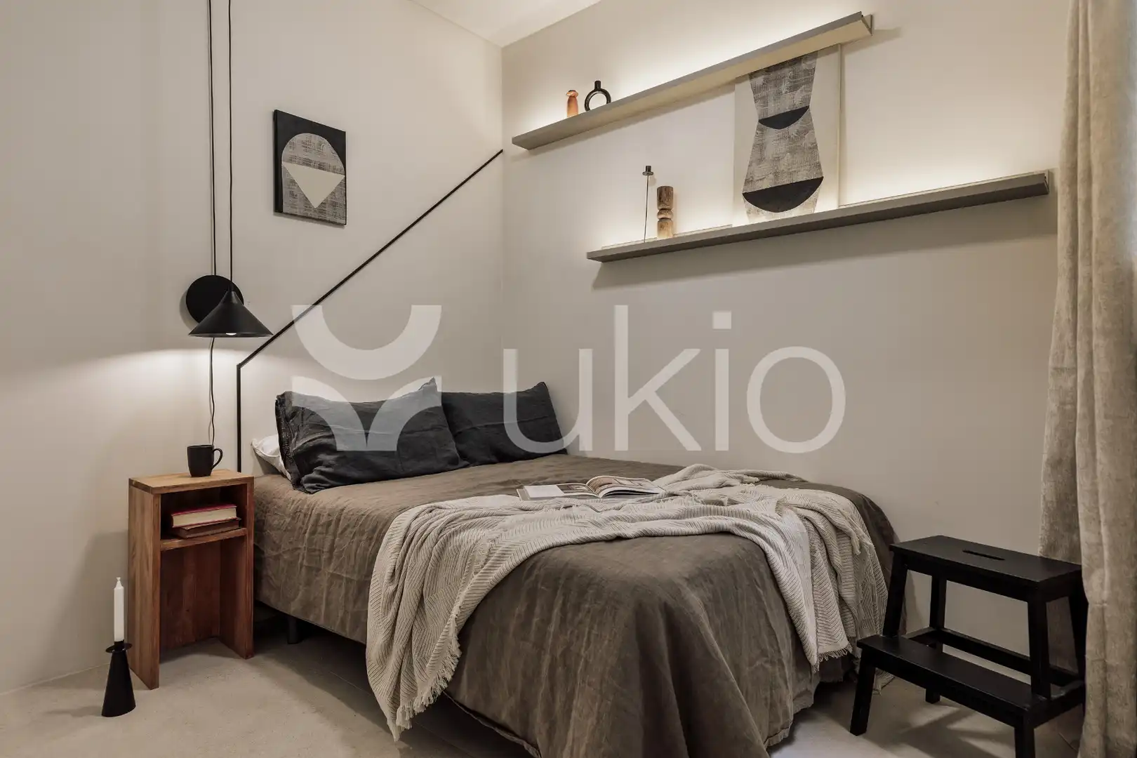Habitación de Apartamento de alquiler en Barcelona con Aire acondicionado, Calefacción y Amueblado